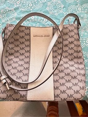 Michael Kors silver/gray Signature Stripe Shoulder/crossbody Bag